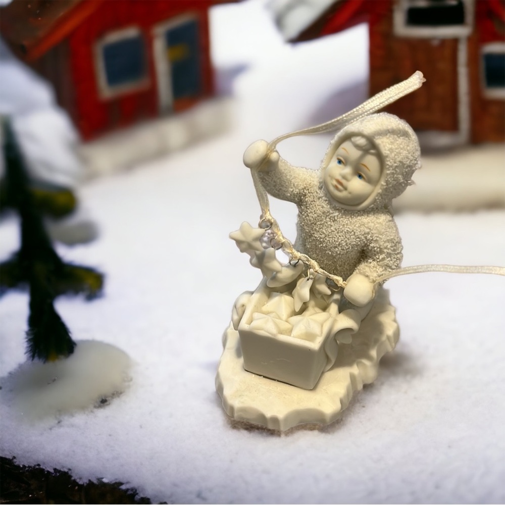 RETIRED VTG. DEPARTMENT 56 WINTER TALES OF SNOW BABIES “STRINGING FALLEN STARS”